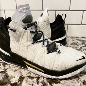 Nike Lebron 18 Size 9 Mens, Like New